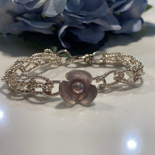 Twisted wire, flower bracelet